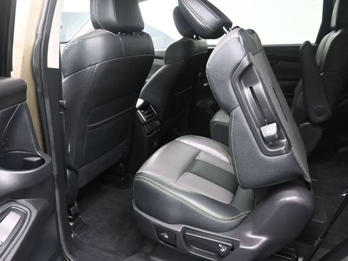 Used 2023 Subaru Ascent Onyx Edition AWD/4WD image 18