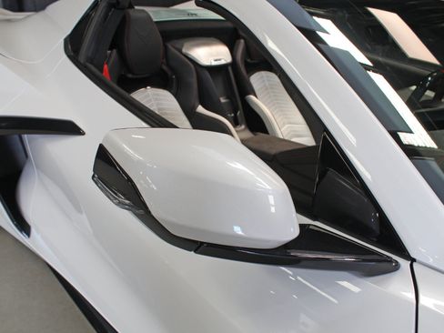 Used 2023 Chevrolet Corvette Z06 RWD image 28