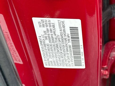 Used 2025 Honda Pilot EX-L image 32