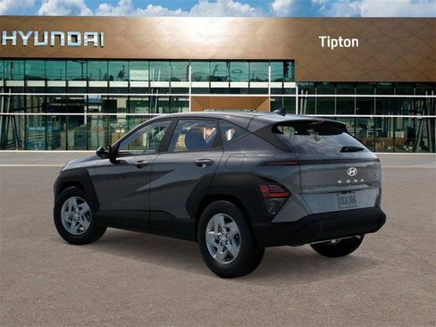 New 2026 Hyundai Kona SE image 5