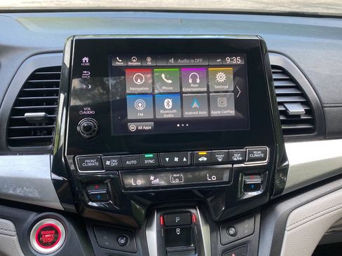 Used 2019 Honda Odyssey Touring image 30