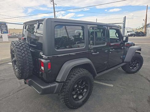 Used 2023 Jeep Wrangler Unlimited w/ Cold Weather Group AWD/4WD image 2