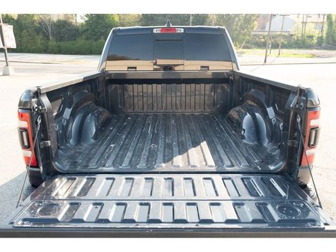 Used 2021 RAM 1500 Rebel AWD/4WD image 35