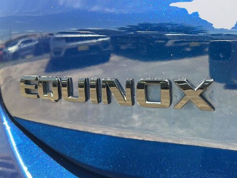Used 2023 Chevrolet Equinox RS FWD image 31