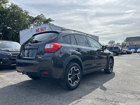 Used 2017 Subaru Crosstrek 2.0i Premium AWD/4WD image 4