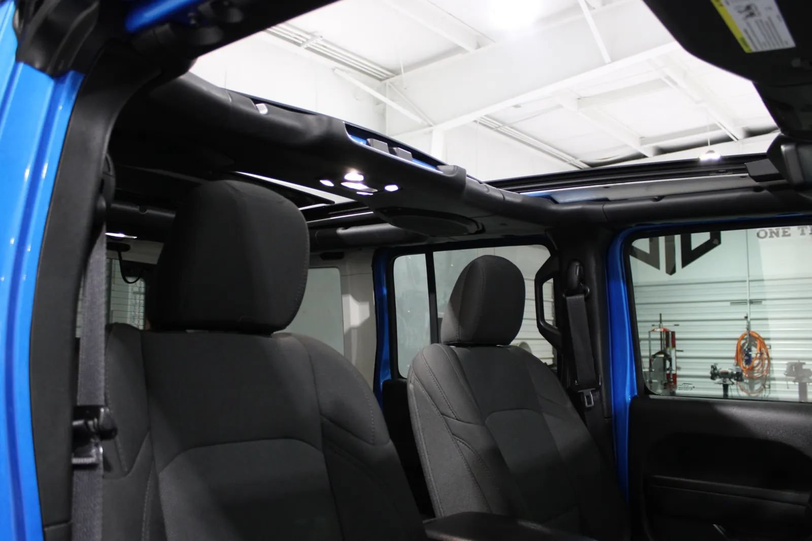 Used 2022 Jeep Wrangler Unlimited Sport AWD/4WD image 21