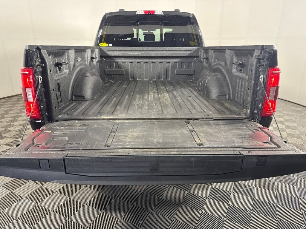 Used 2022 Ford F150 XLT w/ Equipment Group 302A High AWD/4WD image 9