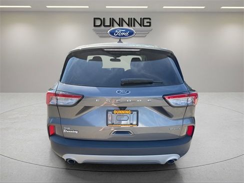 Used 2022 Ford Escape SE w/ Convenience Package image 3