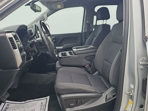 Used 2018 Chevrolet Silverado 1500 LT w/ LPO, Black Pack AWD/4WD image 13