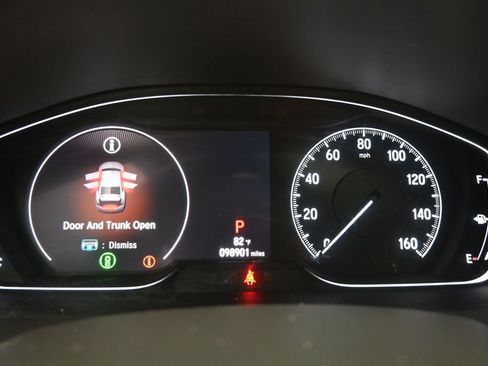 Used 2018 Honda Accord Touring image 16
