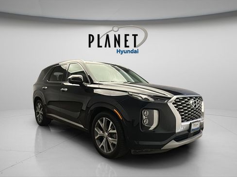 Used 2021 Hyundai Palisade Limited w/ Winter Package image 1