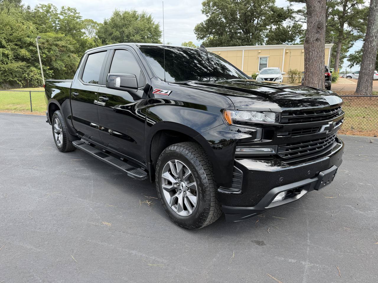 Used 2019 Chevrolet Silverado 1500 RST AWD/4WD image 6