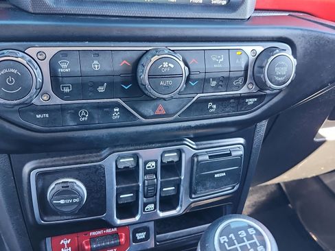 Used 2020 Jeep Wrangler Unlimited Rubicon image 33