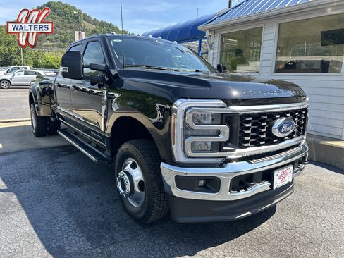 New 2026 Ford F350 Lariat AWD/4WD image 1