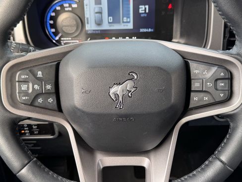 Used 2023 Ford Bronco Outer Banks image 24