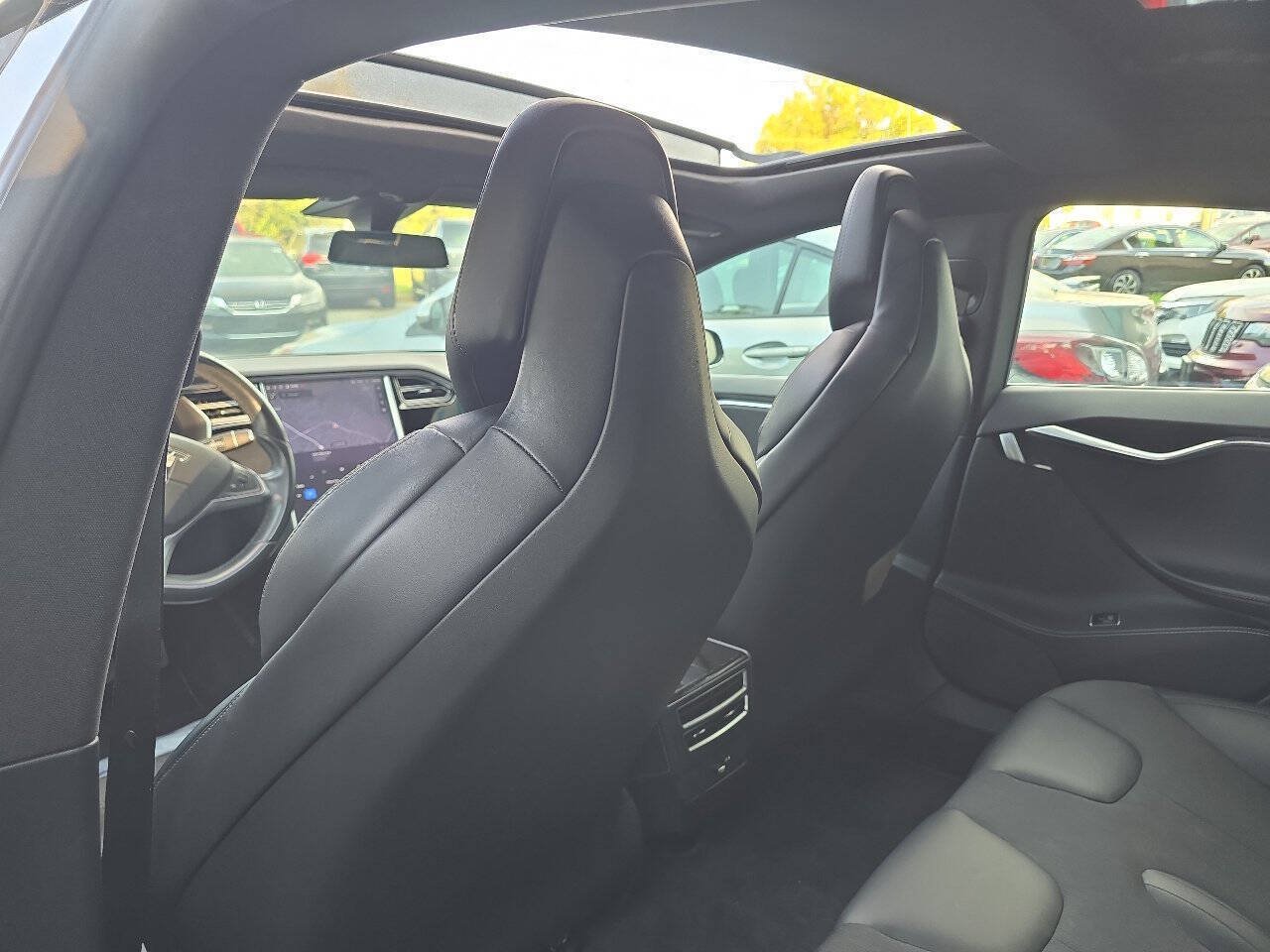 Used 2017 Tesla Model S 60 RWD image 24