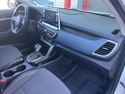 Used 2023 Kia Seltos S image 23