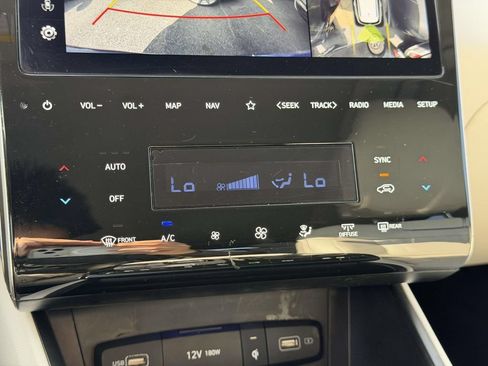 Certified 2023 Hyundai Tucson Limited AWD/4WD image 31