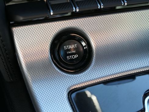 Used 2017 Jaguar F-TYPE Coupe image 22