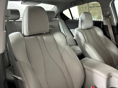 Used 2022 Acura ILX w/ Premium Package FWD image 31