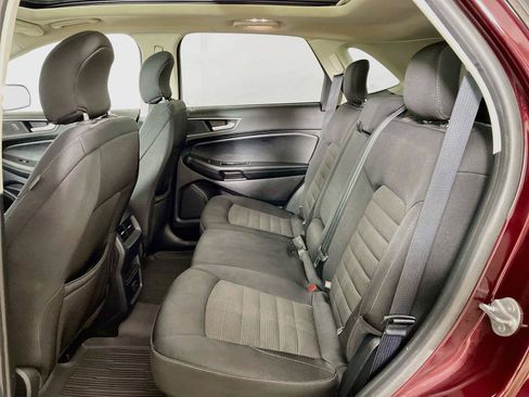 Used 2019 Ford Edge SEL AWD/4WD image 11