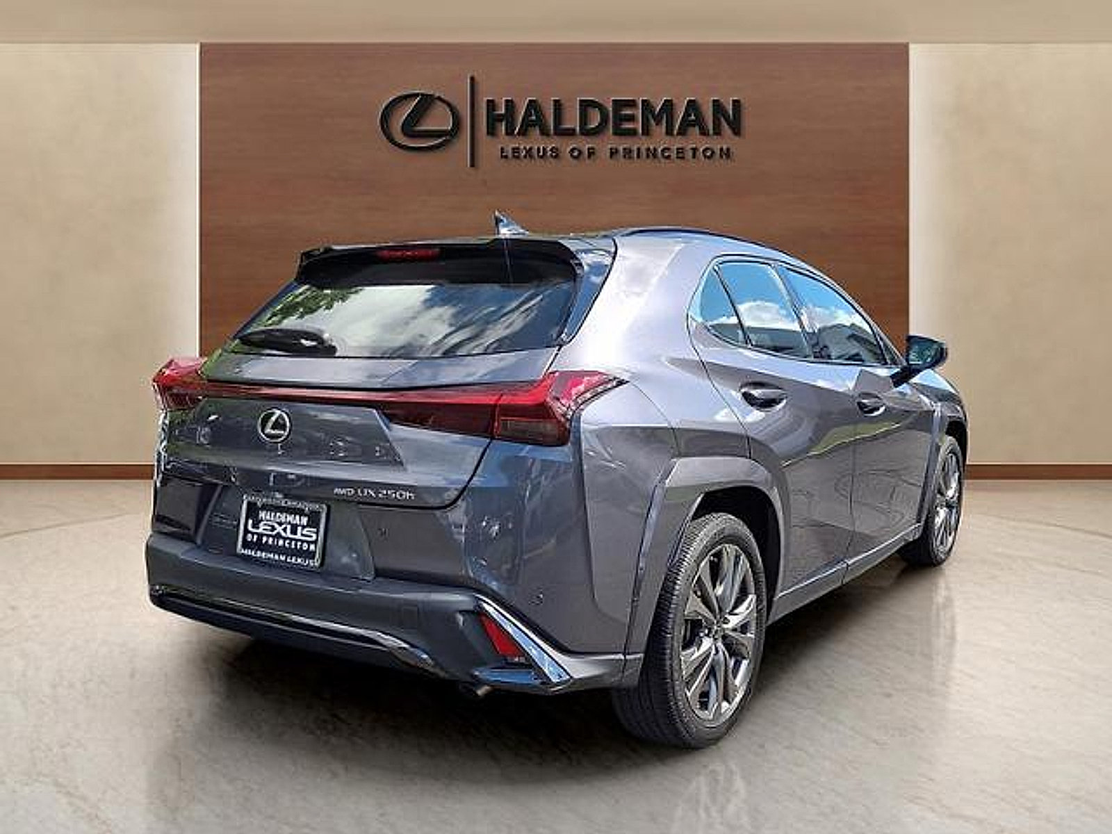 Certified 2024 Lexus UX 250h F Sport AWD/4WD image 6