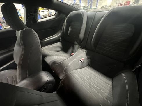 Used 2017 Ford Mustang GT RWD image 31