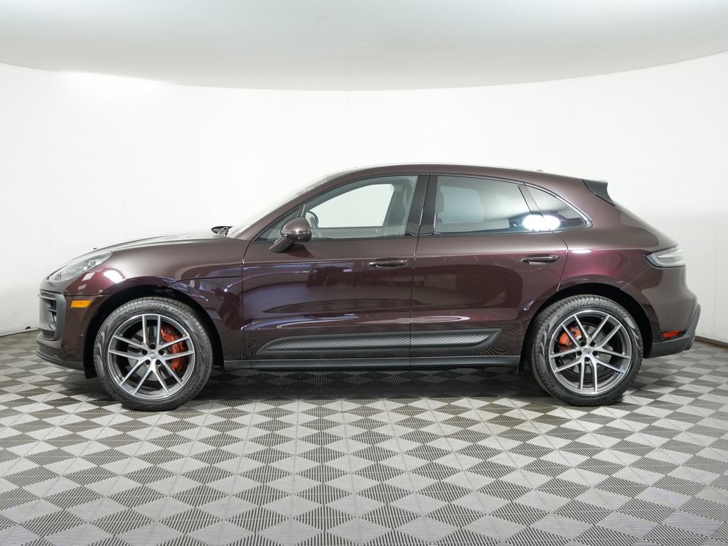Certified 2026 Porsche Macan S AWD/4WD image 2