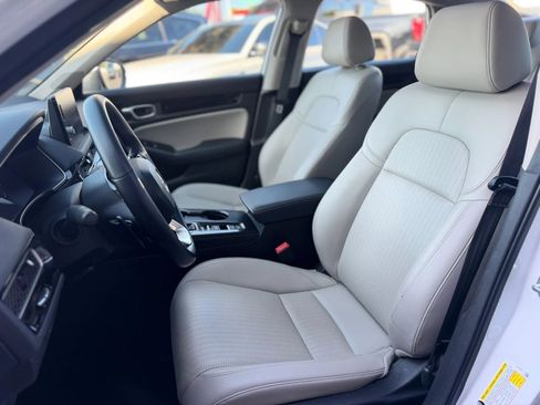 Used 2024 Honda Civic Touring image 30