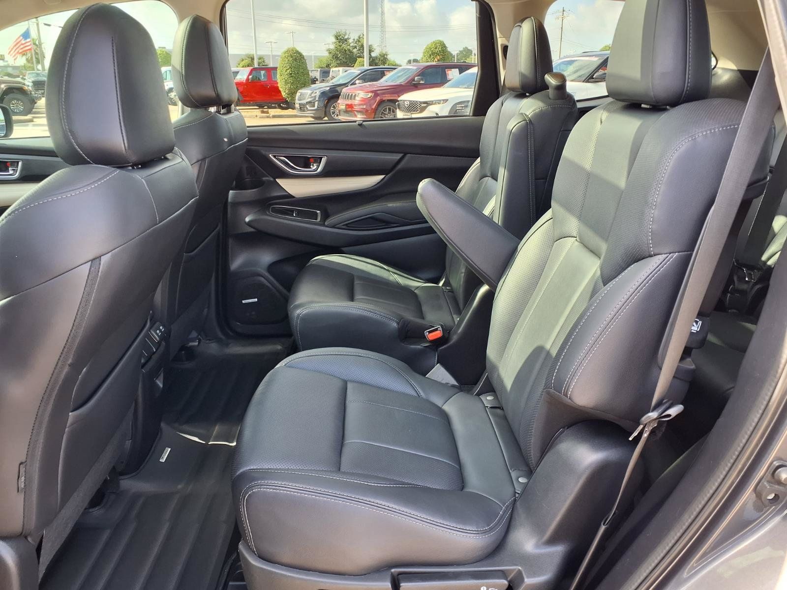 Used 2021 Subaru Ascent Limited w/ Technology Package AWD/4WD image 9