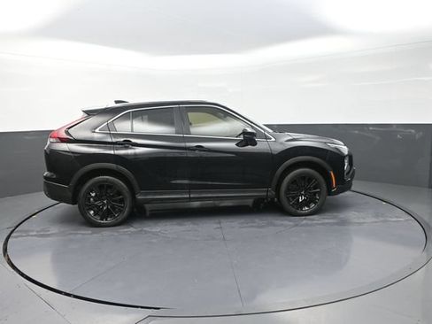 Used 2023 Mitsubishi Eclipse Cross LE AWD/4WD image 35