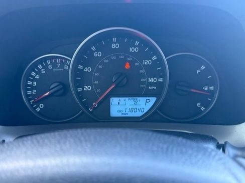 Used 2016 Toyota RAV4 LE FWD image 22