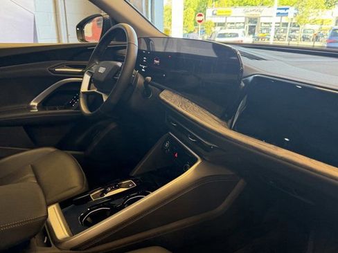 Used 2025 Audi Q5 Premium w/ Convenience Package AWD/4WD image 28