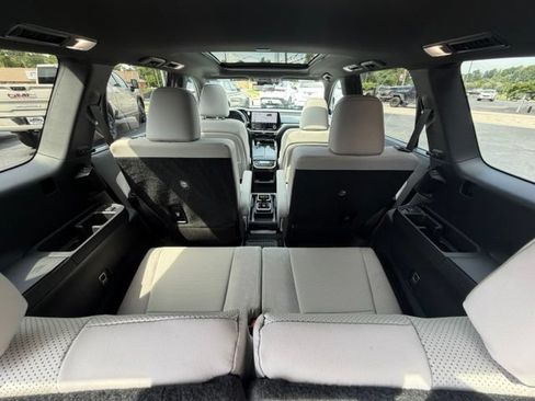 Used 2025 Lexus TX 350 AWD w/ Technology Package image 24