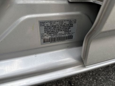 Used 2022 Nissan Sentra SV FWD image 30