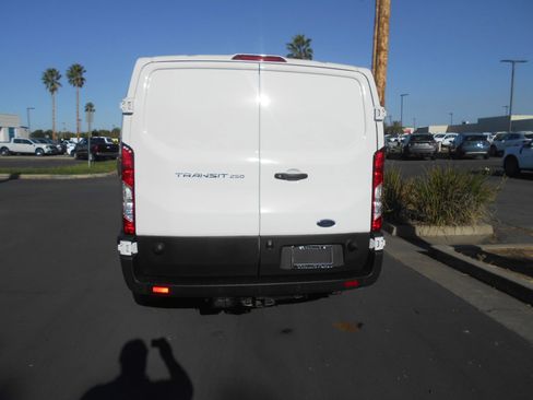 Used 2024 Ford Transit 250 XL w/ Upfitter Package image 7