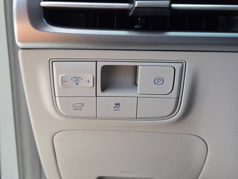 New 2026 Hyundai Tucson Limited FWD image 33
