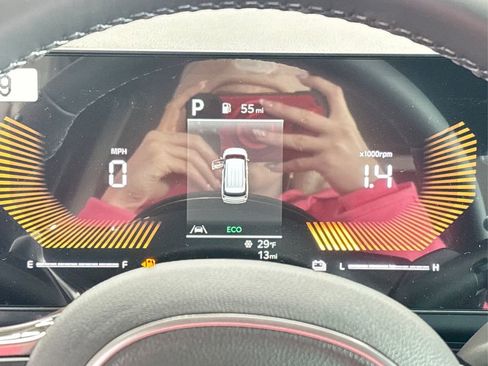 New 2026 Kia Carnival EX image 13