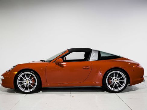 Used 2015 Porsche 911 Targa 4S AWD/4WD image 8