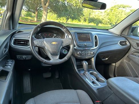 Used 2019 Chevrolet Equinox LT w/ Driver Convenience Package FWD image 13