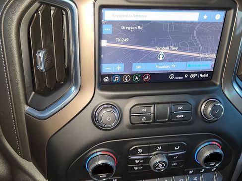 Used 2022 Chevrolet Silverado 1500 High Country w/ Technology Package image 41