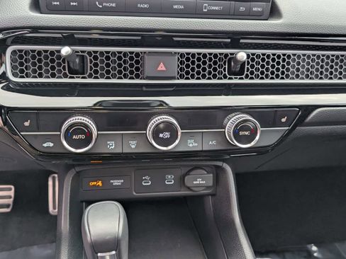 Certified 2025 Honda Civic Sport image 24