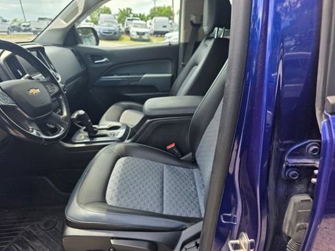 Used 2016 Chevrolet Colorado Z71 AWD/4WD image 5