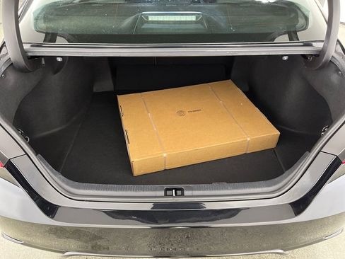 Certified 2023 Toyota Camry SE image 10