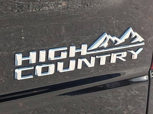 Used 2024 Chevrolet Silverado 1500 High Country w/ High Country Premium Package image 29