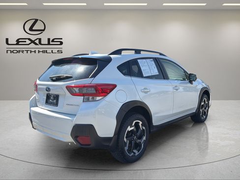 Used 2023 Subaru Crosstrek 2.5i Limited AWD/4WD image 6
