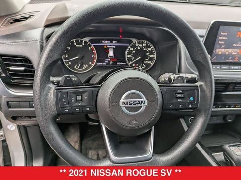 Certified 2021 Nissan Rogue SV image 18