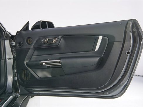 Used 2022 Ford Mustang Shelby GT500 w/ Carbon Fiber Track Pack image 27