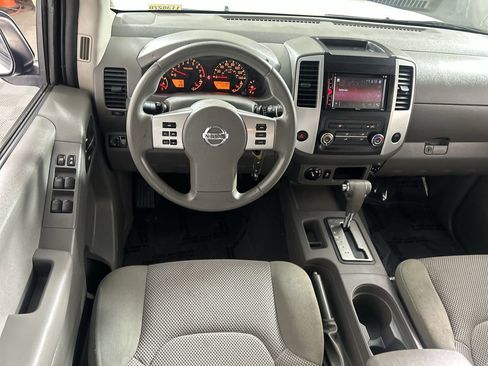 Used 2019 Nissan Frontier SV image 20