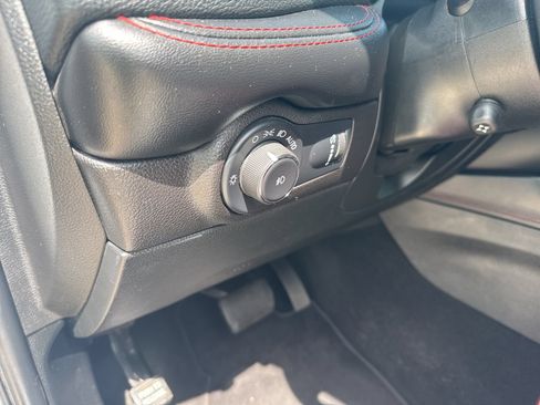 Used 2023 Dodge Durango GT AWD/4WD image 28
